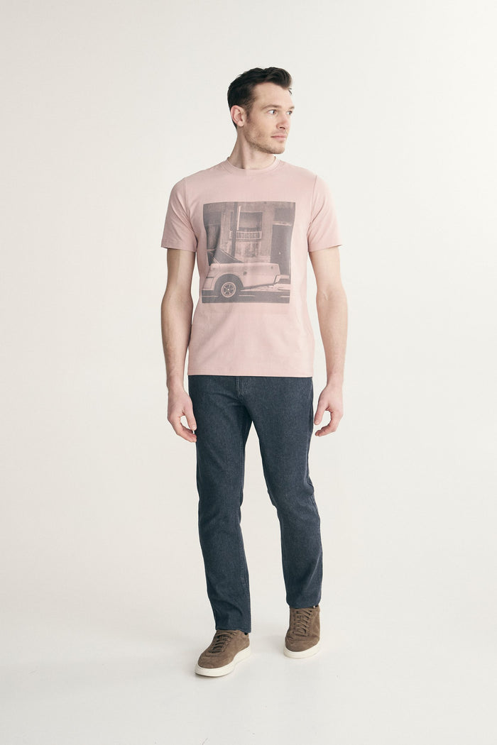 Automobile graphic print t-shirt