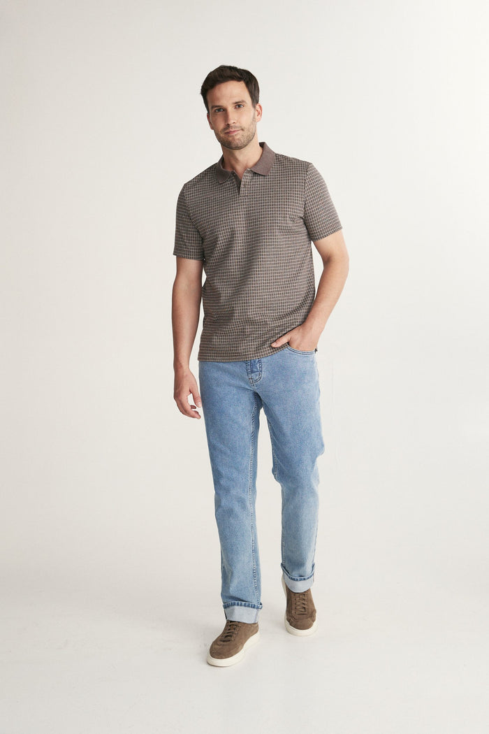 Check polo