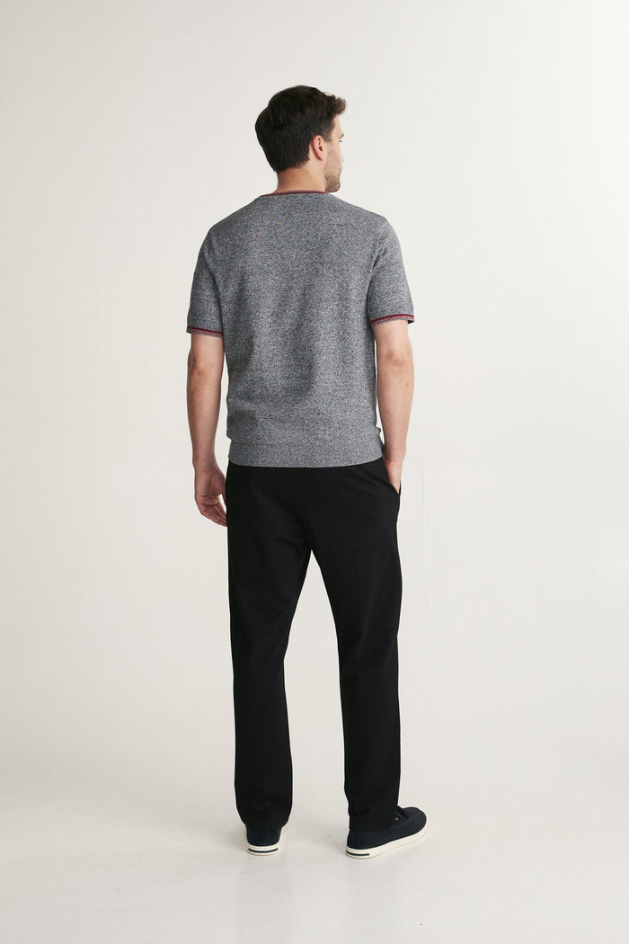 Contrast details short sleeve sweater
