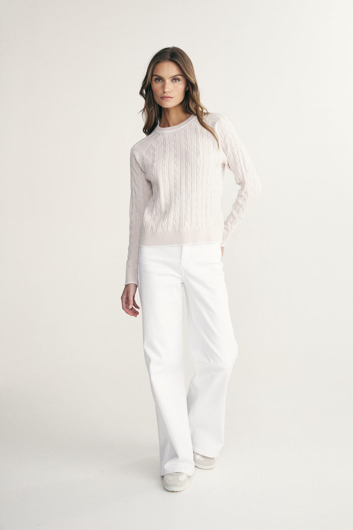 Crew neck cables sweater