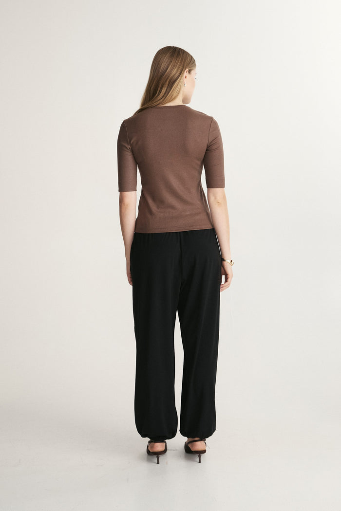 Crew neck ribbed top