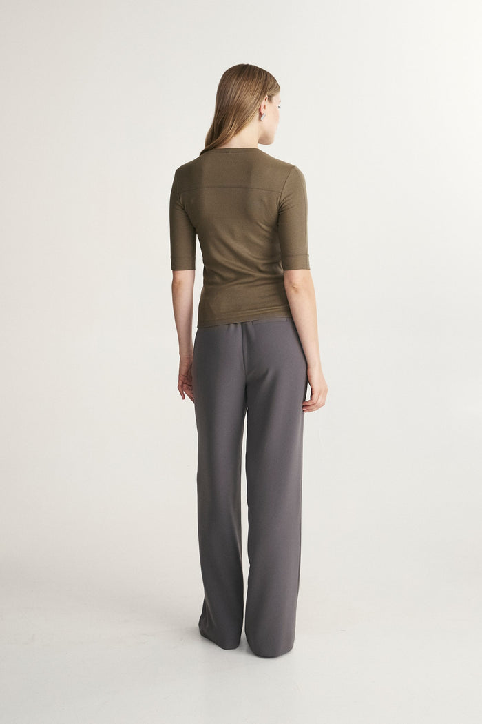 Crew neck ribbed top