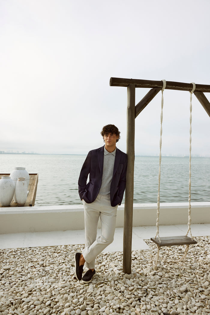 Fitted knit blazer