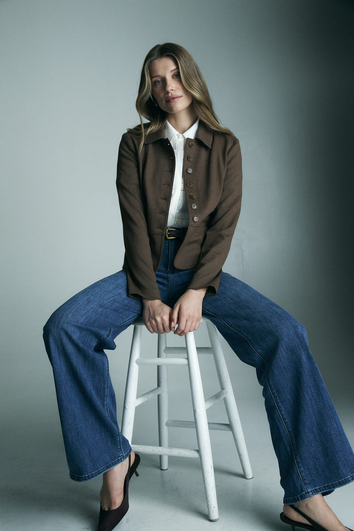 Fitted stretch jacket