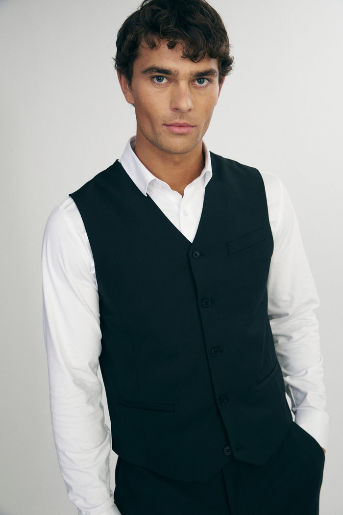 Fitted vest