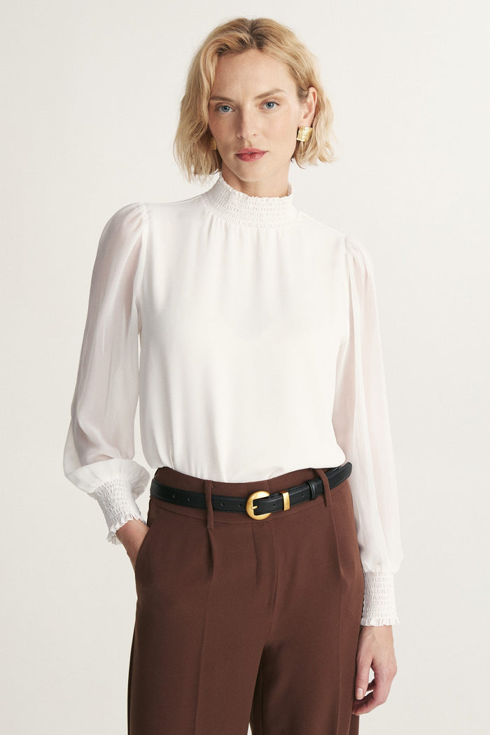 Fluid blouse with ruching