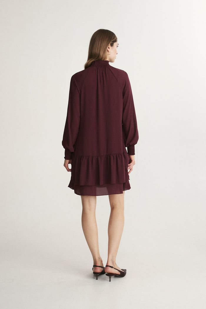Fluid dress with frill