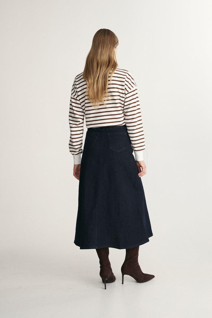 Fluid flared denim skirt