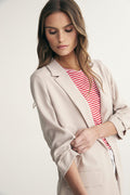Fluid straight blazer