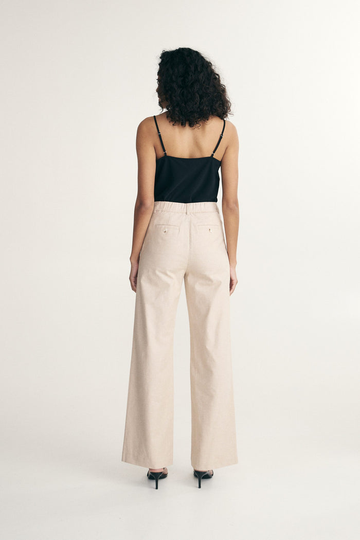 Linen pants with elastic back