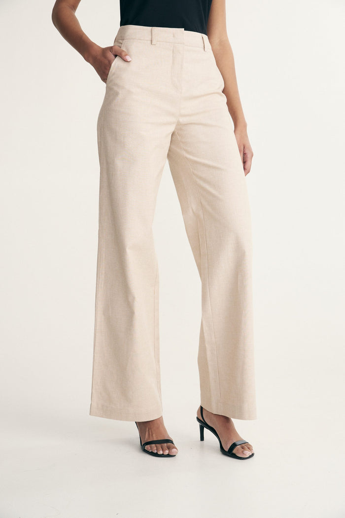 Linen pants with elastic back