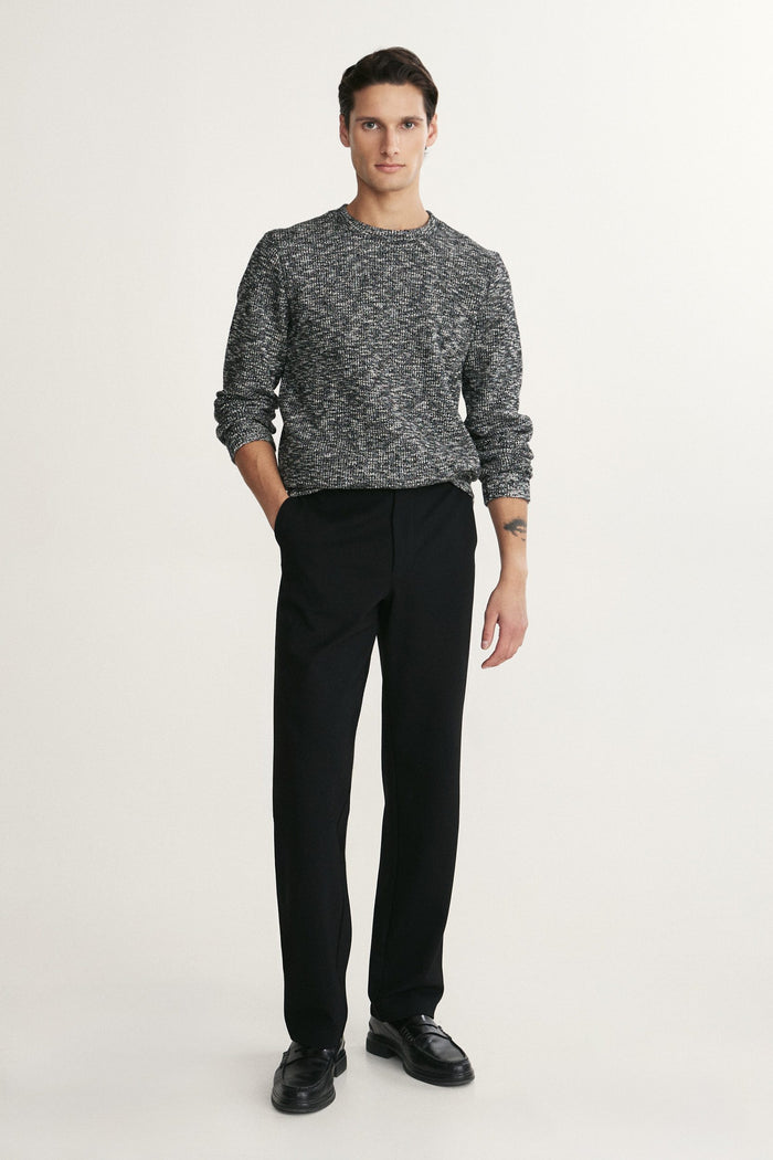 Long sleeve Crew neck sweatshirt