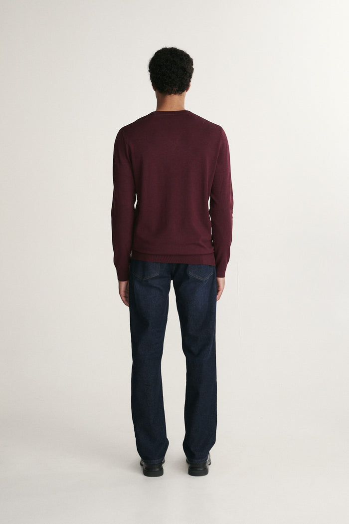Long sleeve V-neck