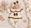 Luxe Bébé – Crème Babypakje met Kanten Kraag & Strik