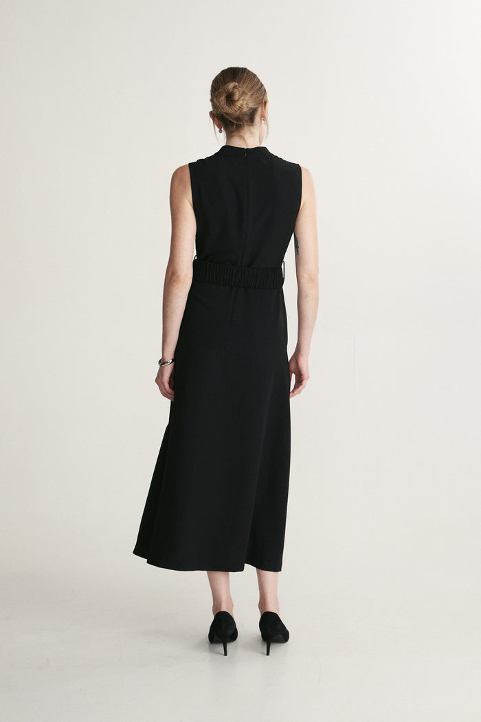 Mock neck sleeveless maxi dress