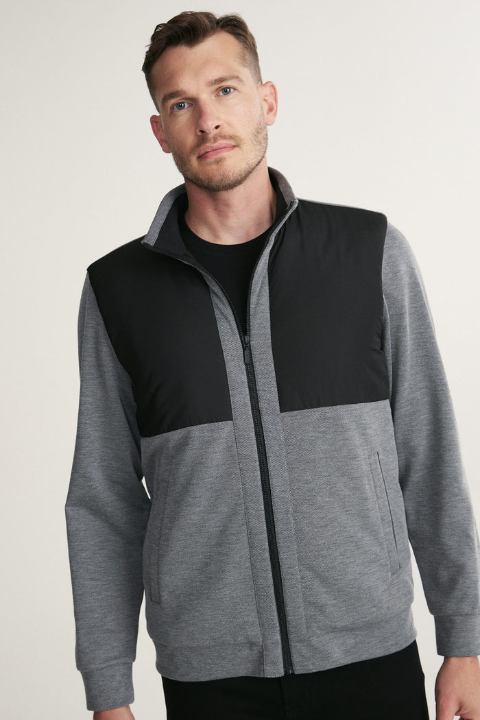Mock neck zip-up light quilted jacket