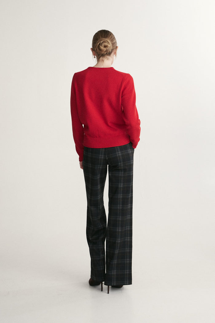 Modern pant with plaid