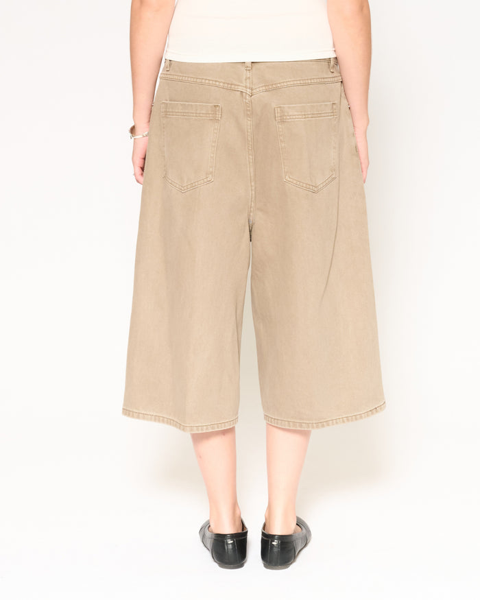 On Air Beige Jorts