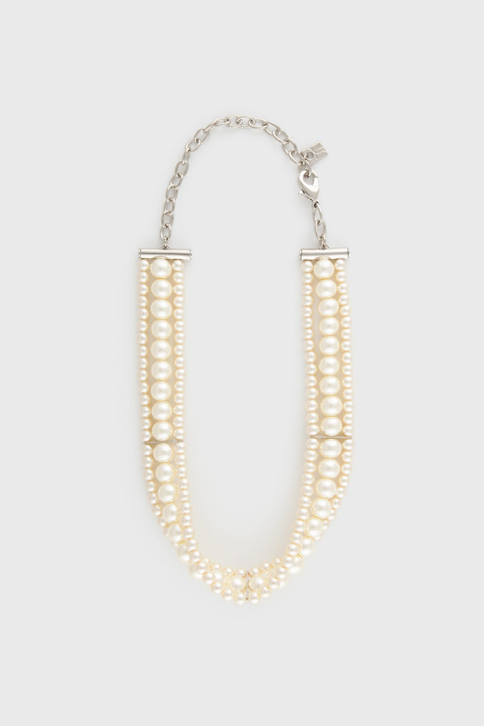 Pearl necklace