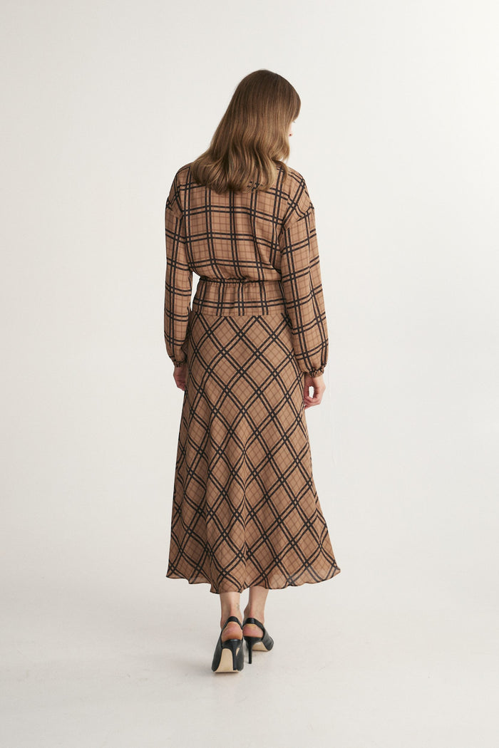 Plaid midi skirt