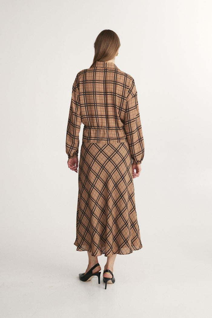 Plaid shirt with drawstring