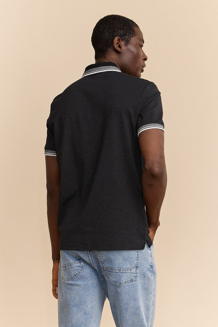 Polo with contrasting details