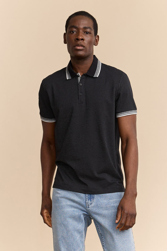 Polo with contrasting details