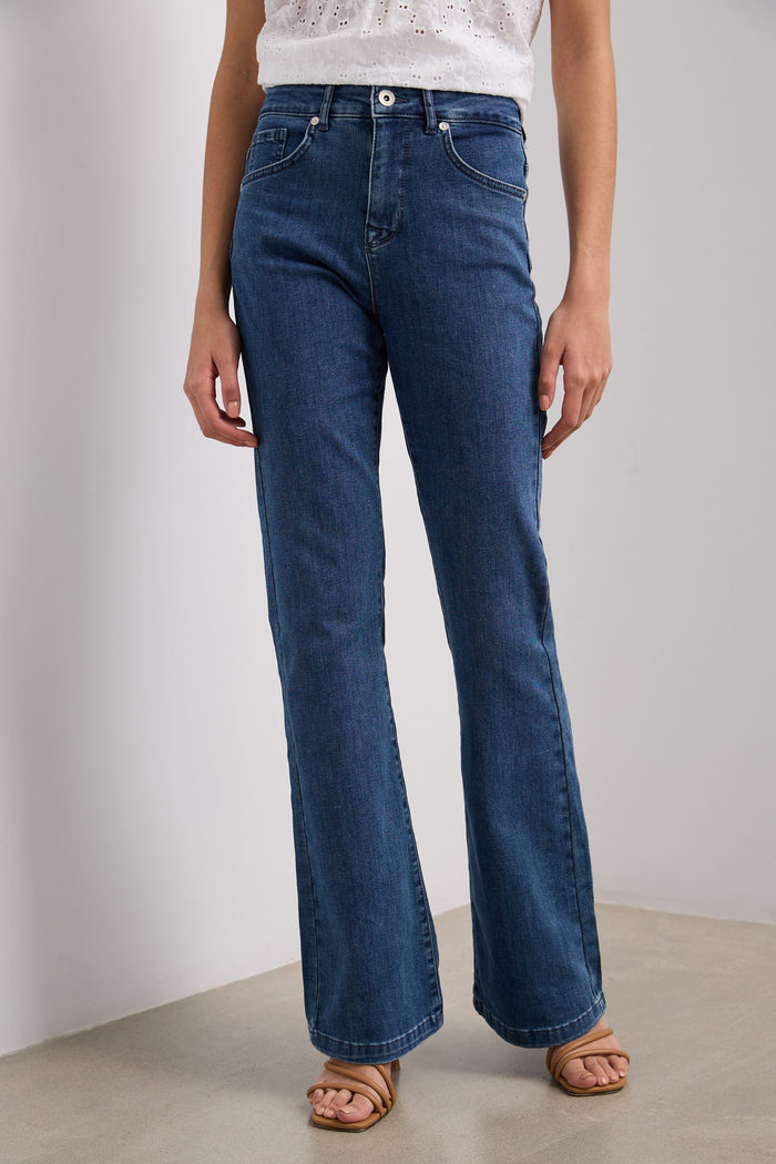 Push up high waist bootcut jea
