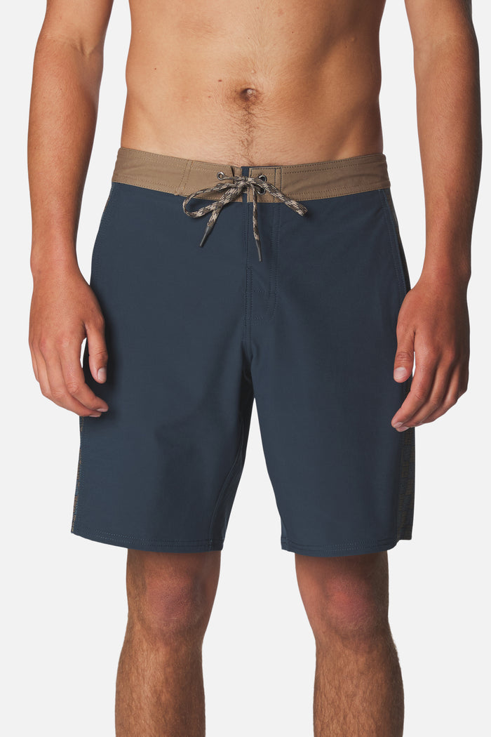 #color_sea storm