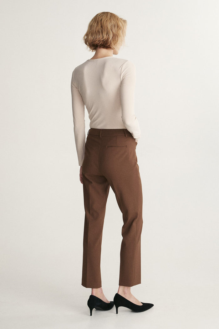 Round neck long sleeve slim fit shirt