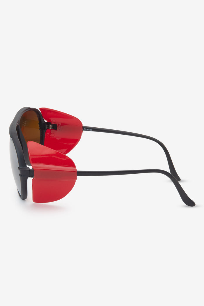 Black/Red