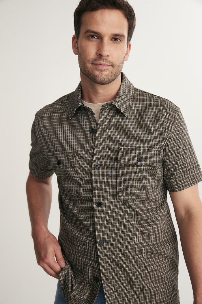 Short sleeve check knit shirt