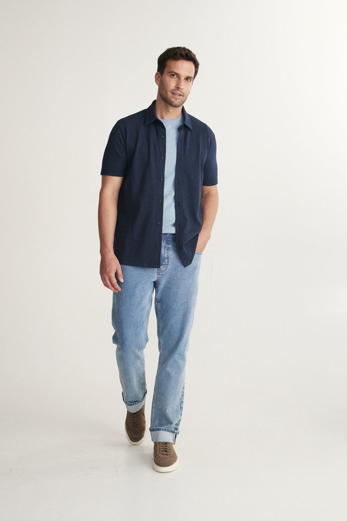 Short sleeve textured knitted shirt