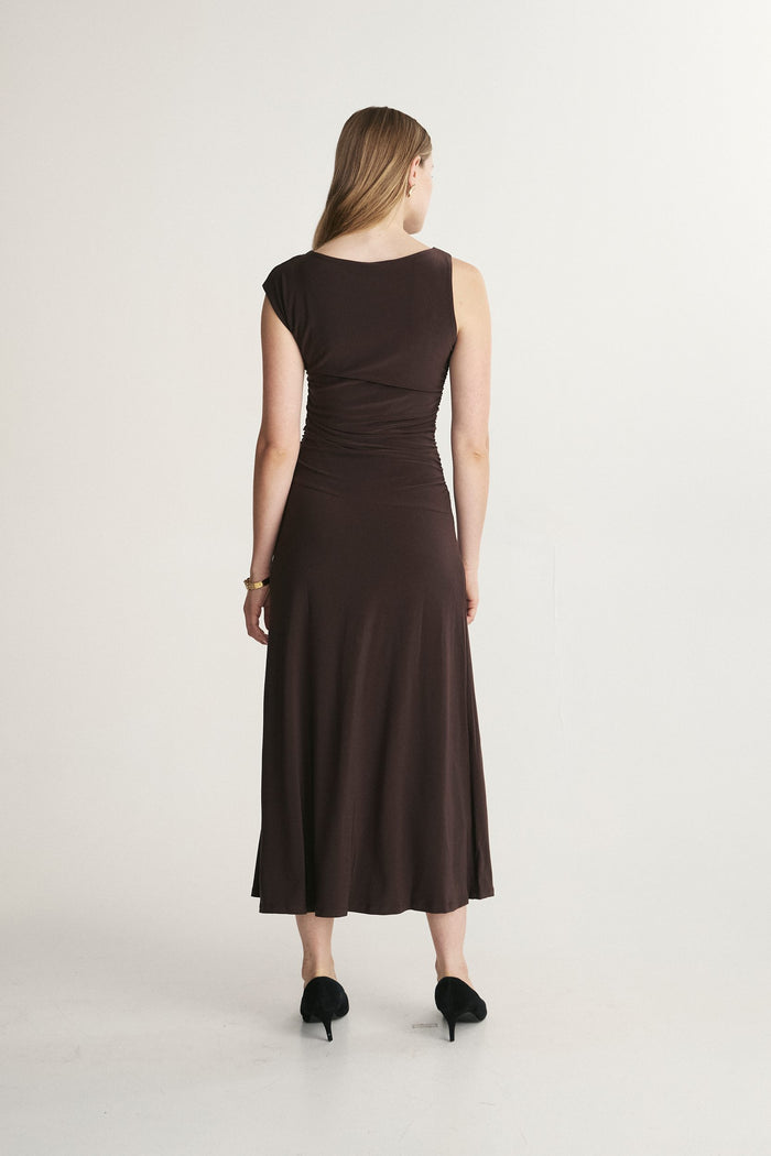Sleeveless maxi dress
