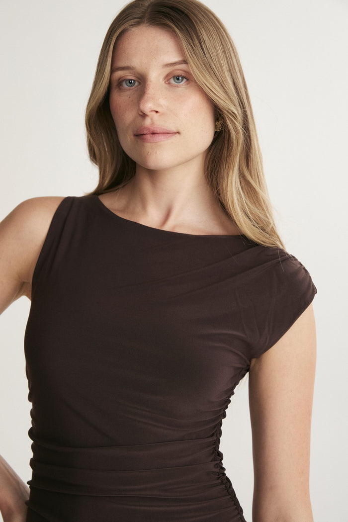 Sleeveless maxi dress
