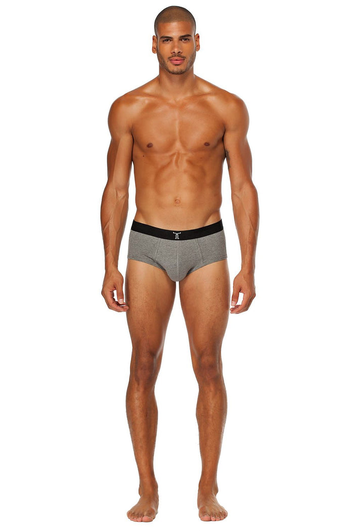 Solid colour brief