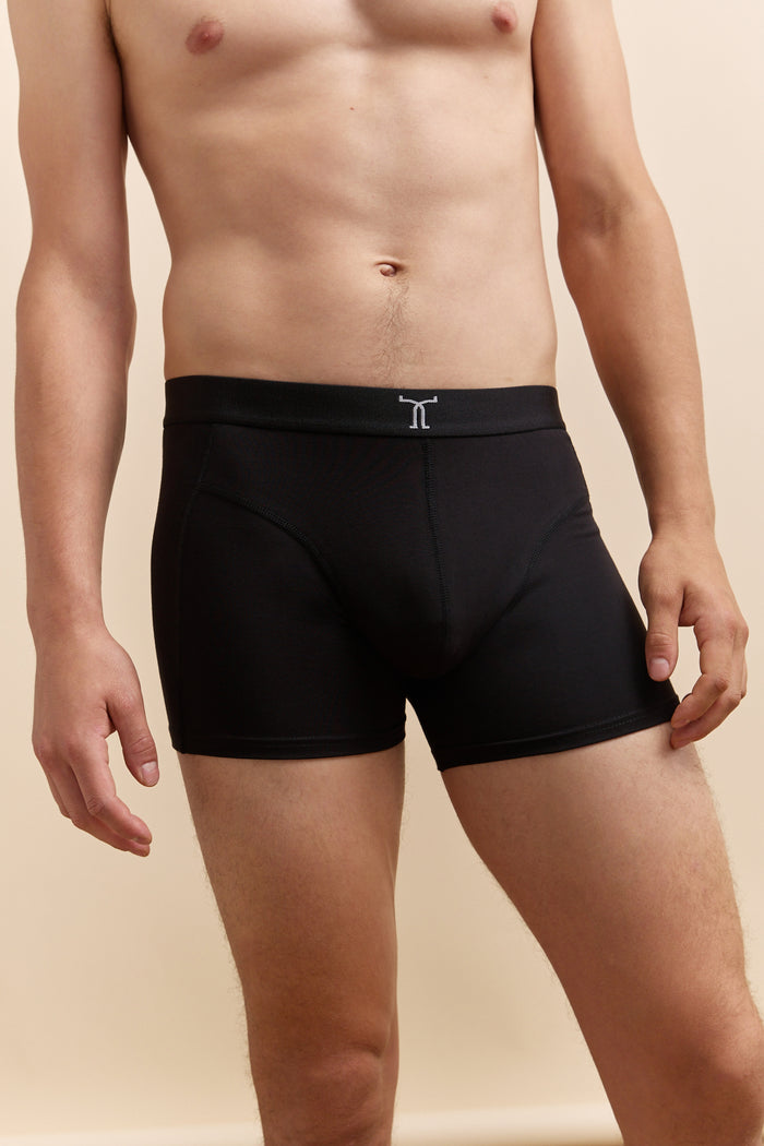 Solid colour short boxer