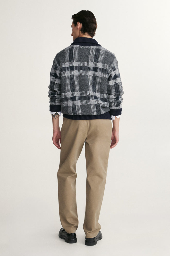 Straight leg pant with elastic sides