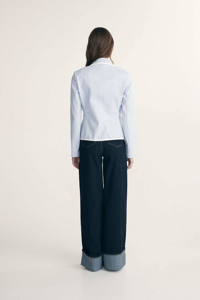 Stretch fitted jacket