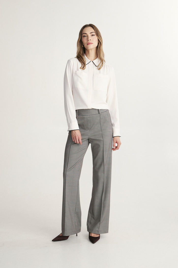Stretch pant with elastic waist