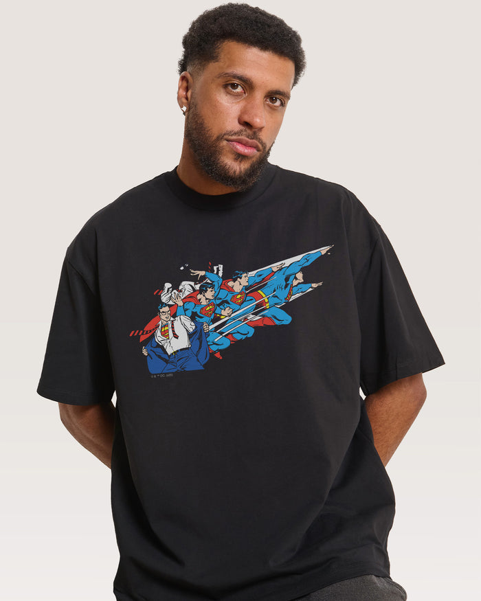 Superman Flying Oversized Tee