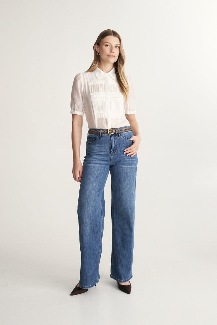 Tencel blouse with short puffy slv