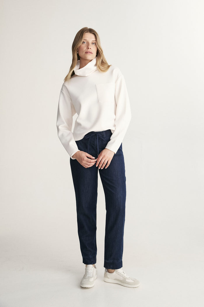 Turtleneck sweatshirt