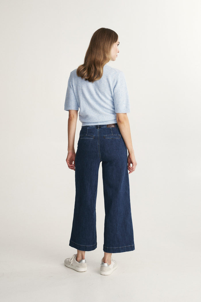 Wide leg crop high waist jean