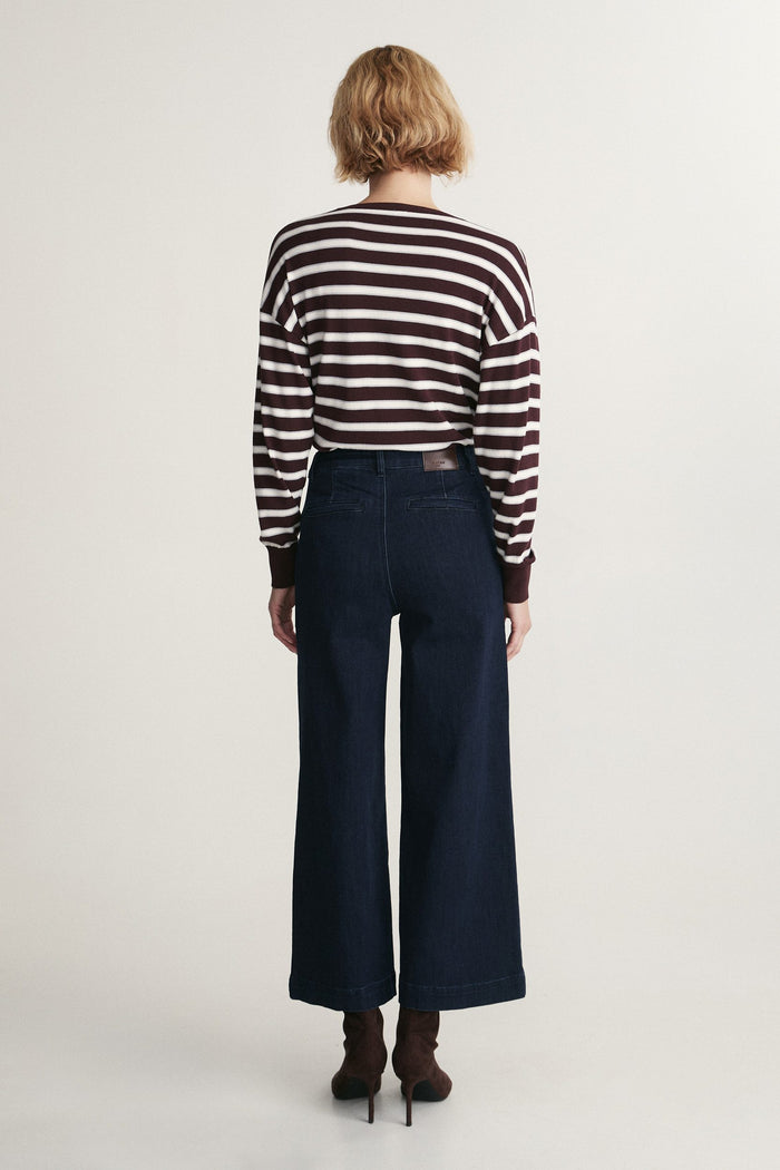 Wide leg crop high waist jean