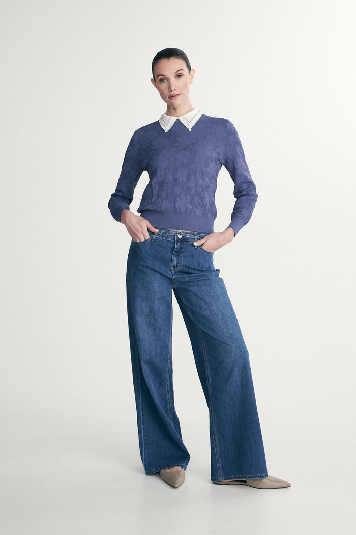 Wide-Leg Jeans with Belt