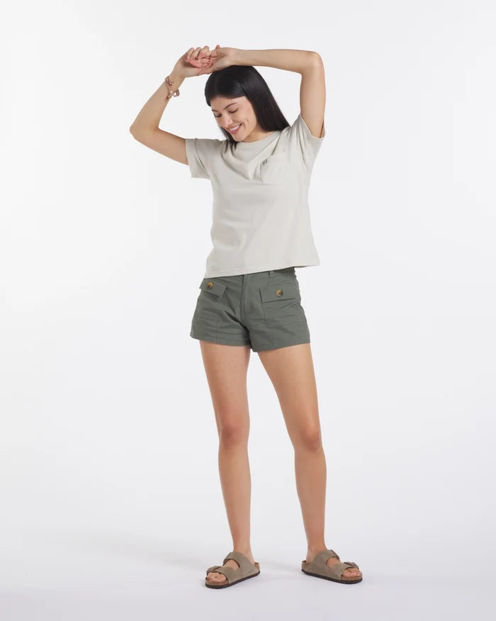 Woman with Hands Crossed Over Head in Lightweight Alpaca Bone / White Pocket T-Shirt – PAKA Apparel